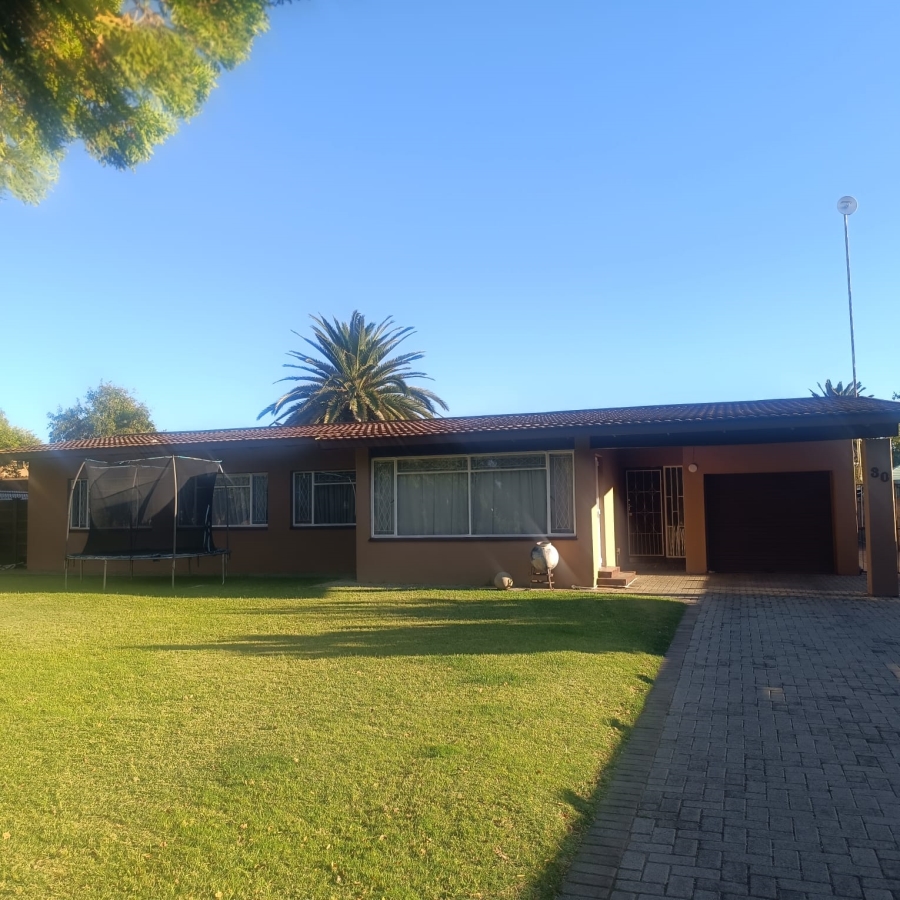 4 Bedroom Property for Sale in Sasolburg Ext 5 Free State